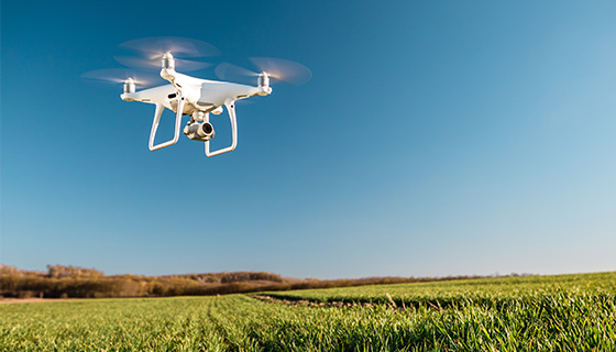 農用無人機安裝AI感應噴嘴與扇形噴嘴效果對比